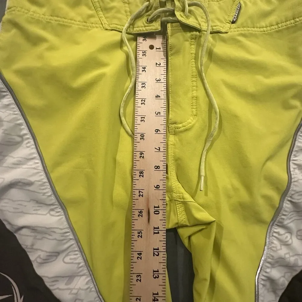 Y2K Alpinestars Board Shorts Mens 34 Colorblock Yellow Swim Trunks Striped